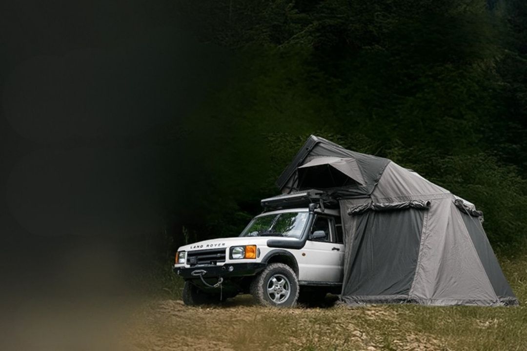 Hardshell rooftop tent with detachable annex